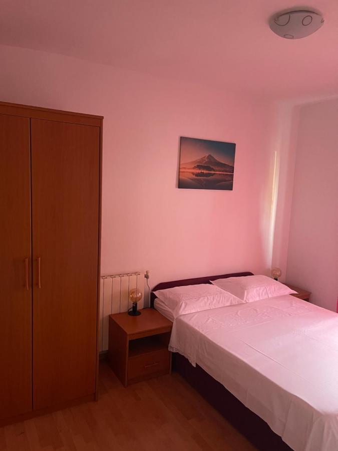 Apartmani Frane Tribalj Buitenkant foto
