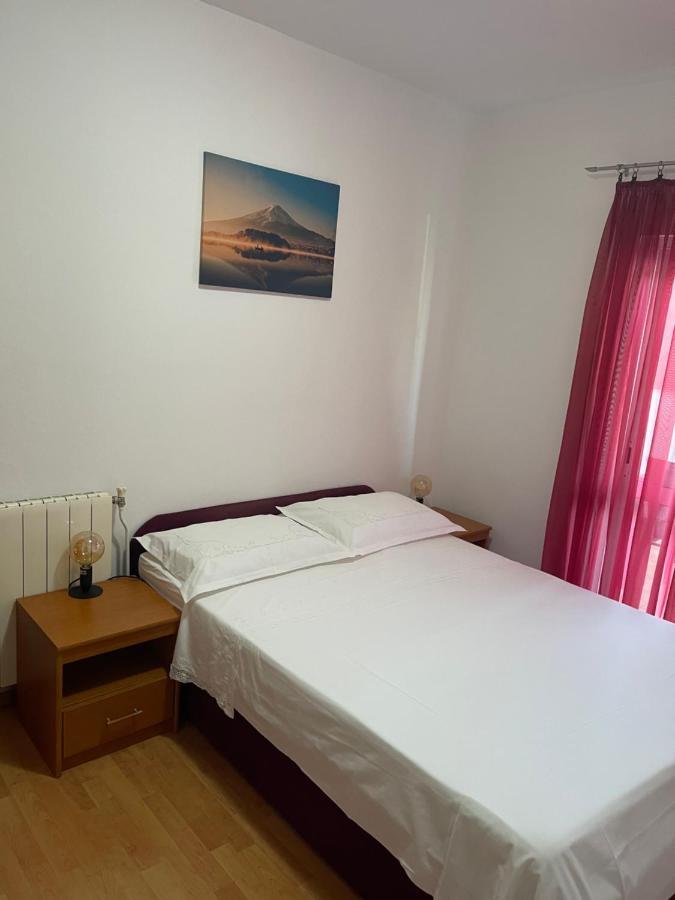 Apartmani Frane Tribalj Buitenkant foto