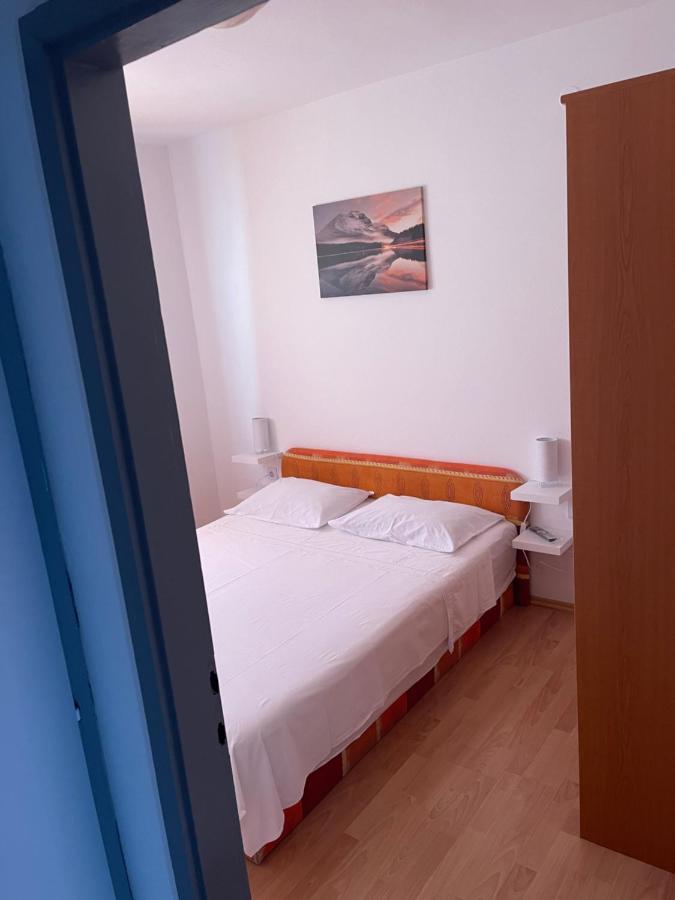 Apartmani Frane Tribalj Buitenkant foto
