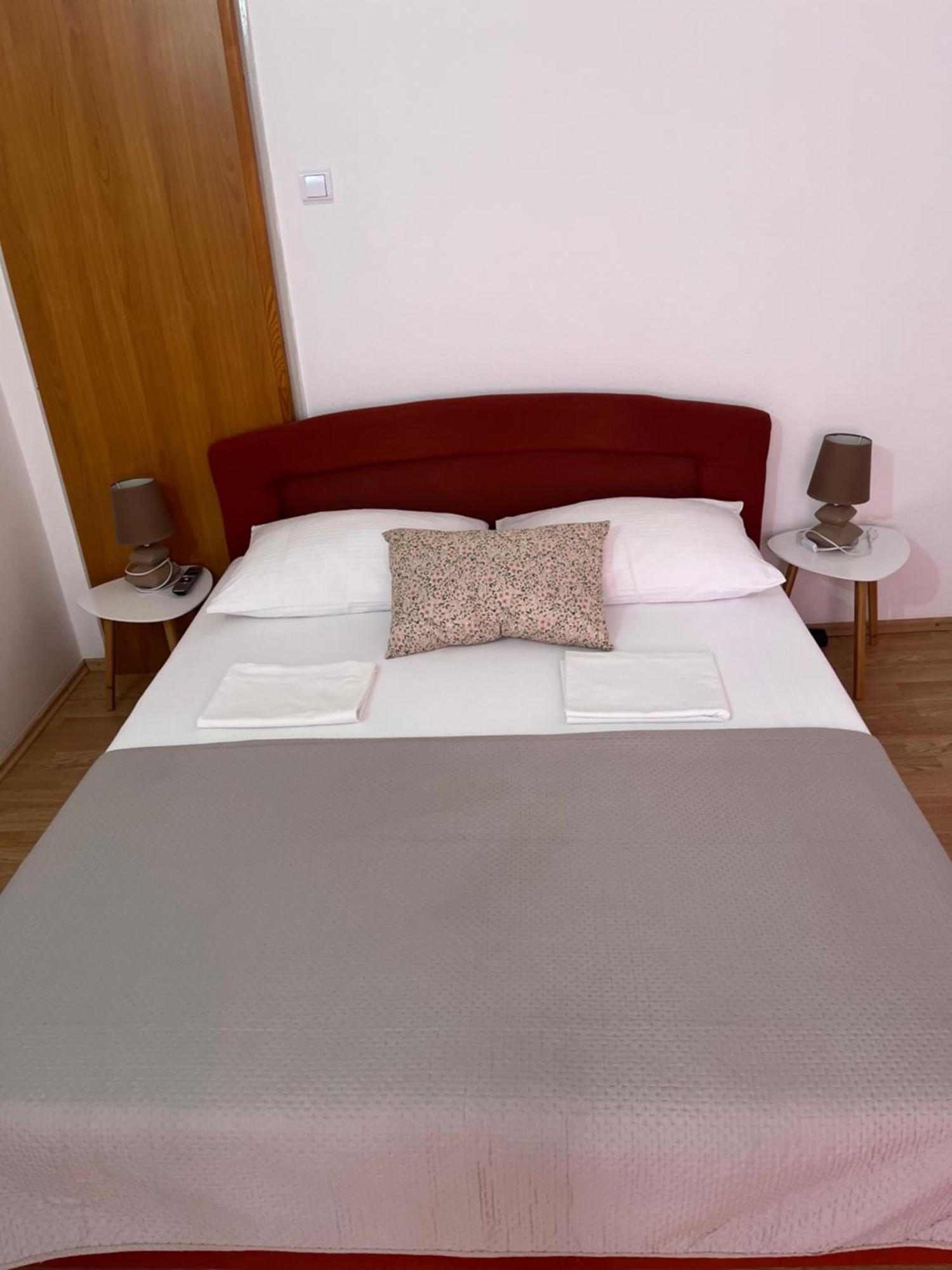 Apartmani Frane Tribalj Buitenkant foto