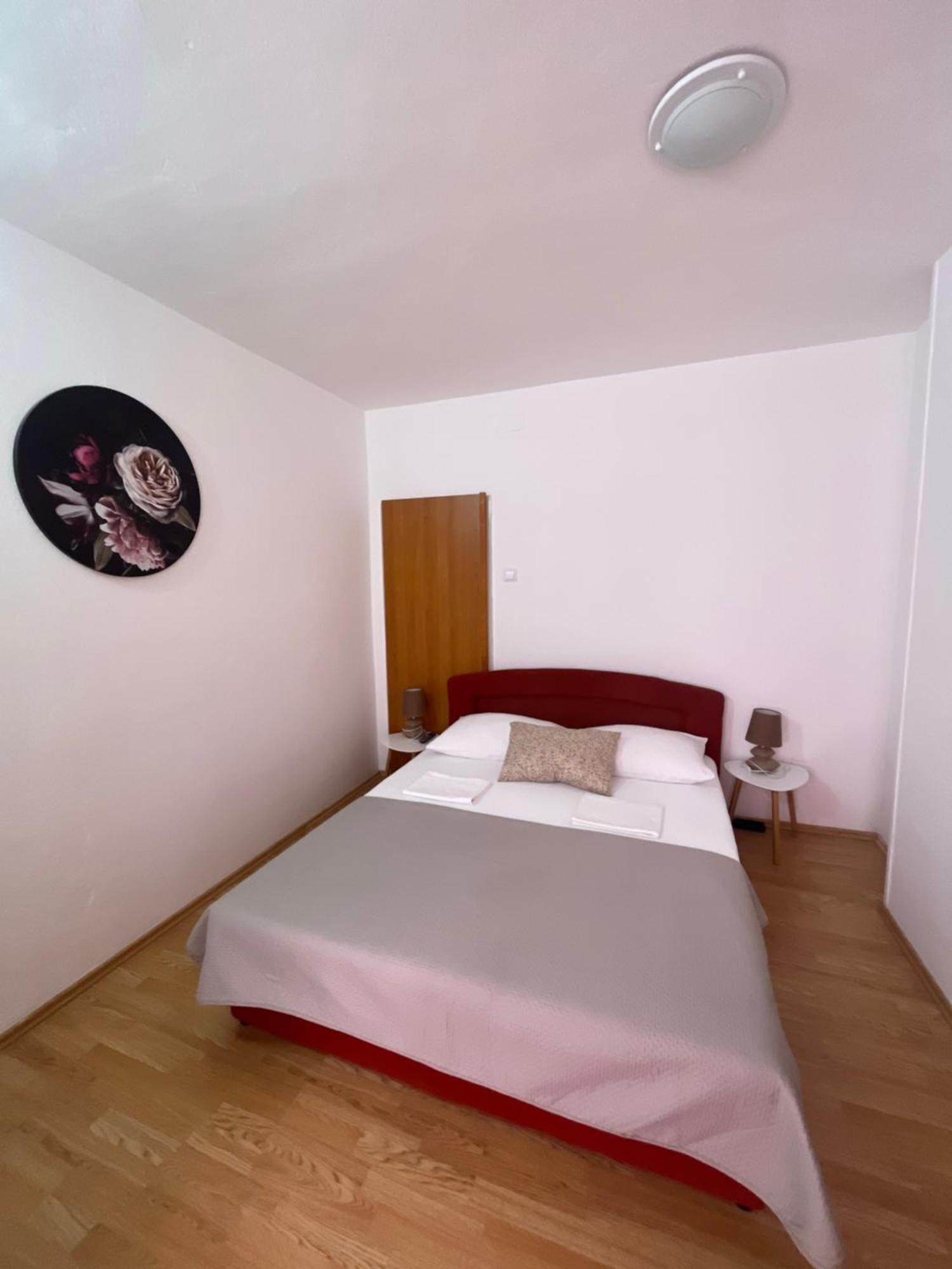 Apartmani Frane Tribalj Buitenkant foto